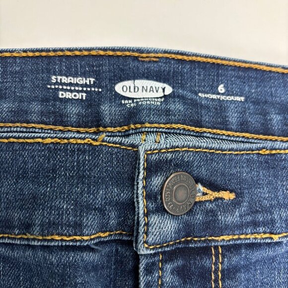 Old Navy Straight Leg Women's size 6P Dark Wash Blue Denim jeans - Picture 2 of 4